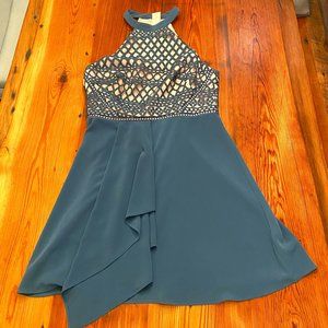 Style Stalker Blue/Tan Short Dress (Sz. M)